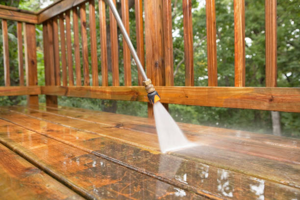 Best Residential Pressure Washing Services  in Suquamish, WA
